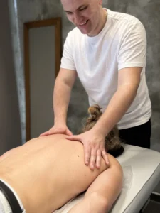 Massagem Terapêutica de Costas